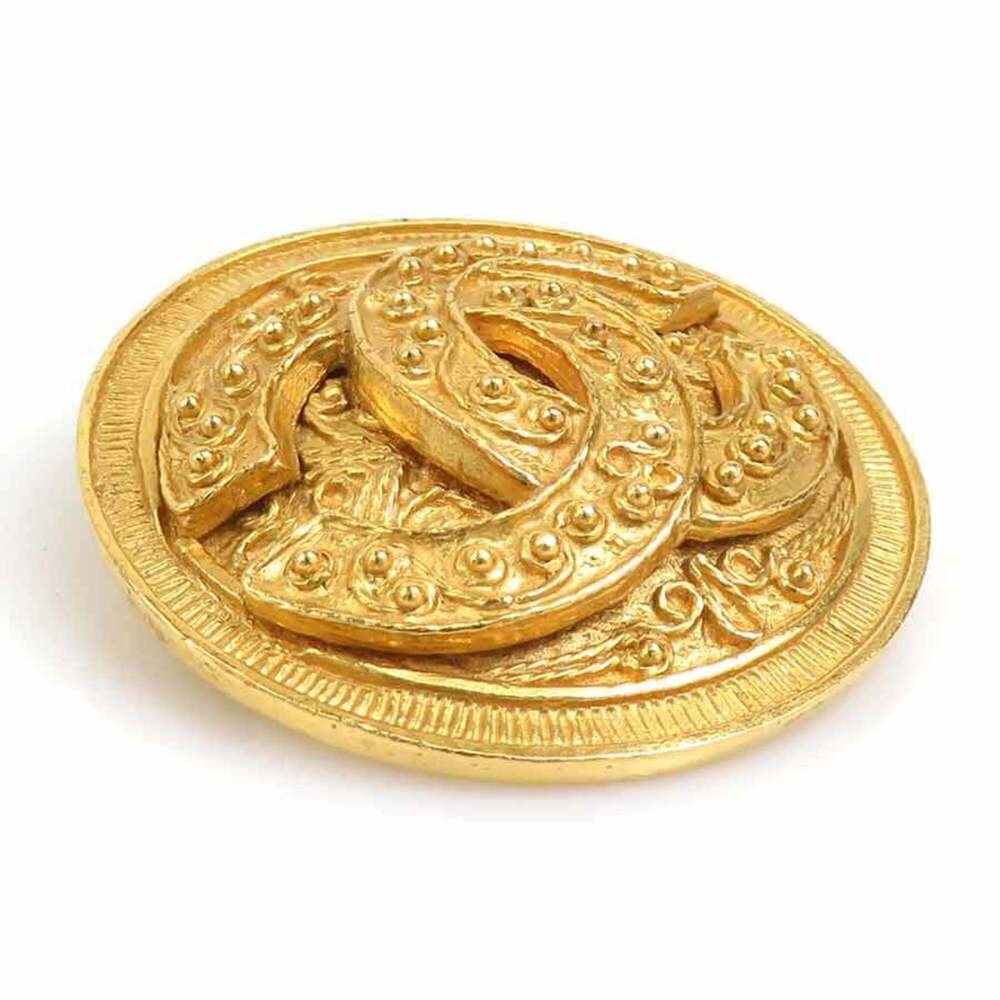 CHANEL Gold Logo Brooch - Picture 2 of 12